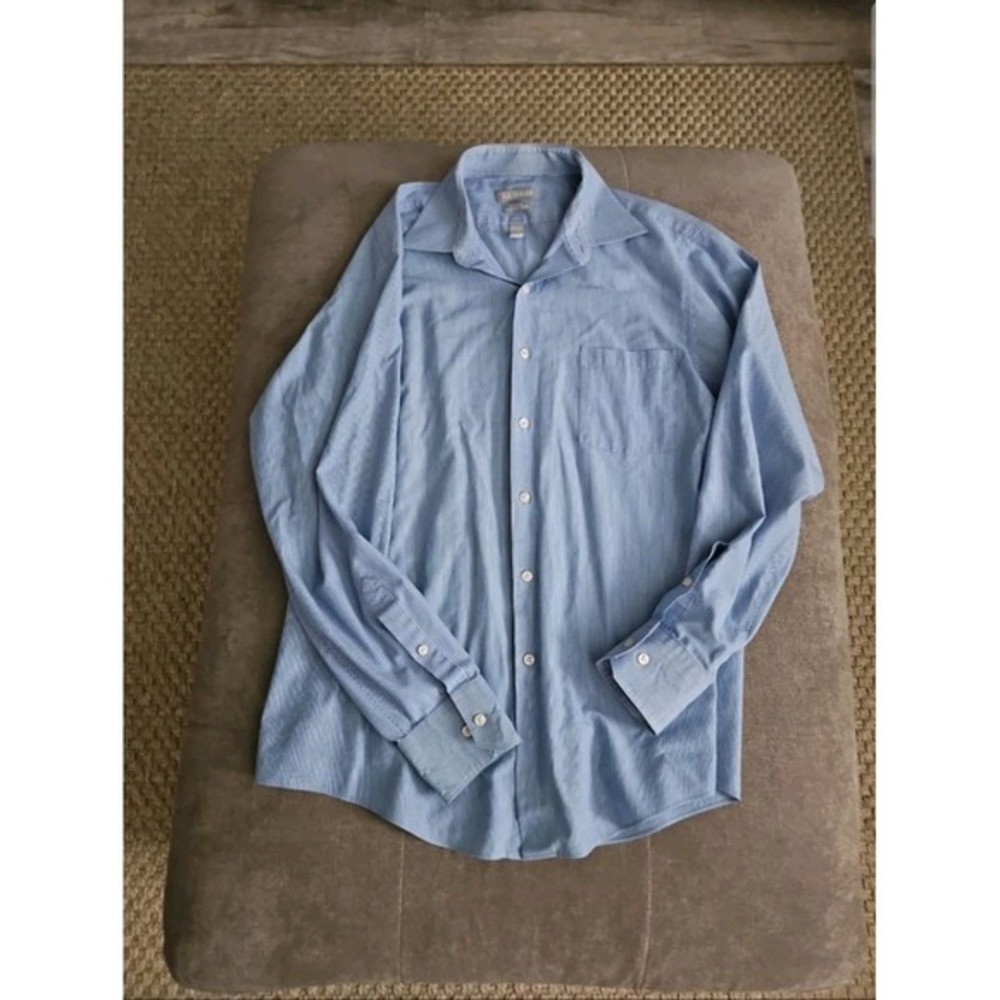 Van Heusen Men's Large Button Down Shirt 16.5 34/35 Blue White Pinstripe